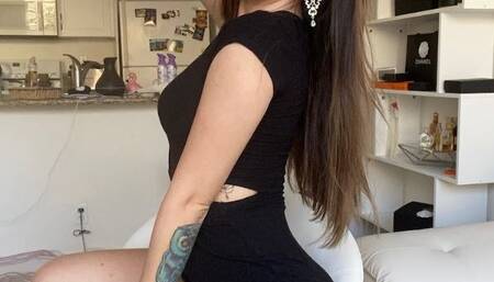 Solo play, pussy fingering