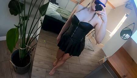 Lusty in leather!