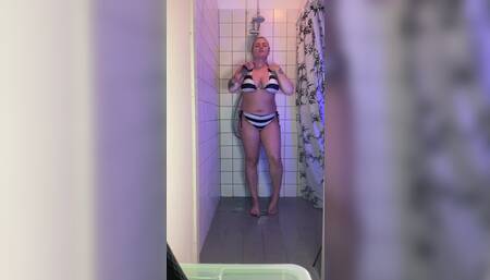 Shower fun ????