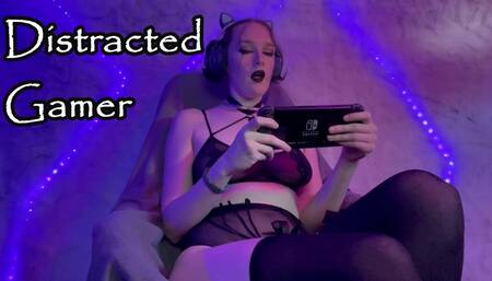 Distracted Gamer