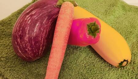 Watch me fucking a eggplant