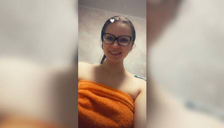Spy Mia in a shower
