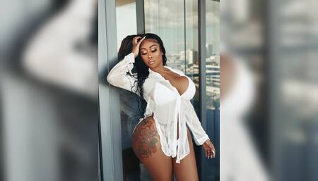 Huge double-sided dildo fucks my pussy and makes me Squirt! ????