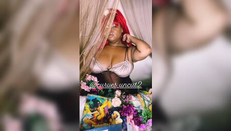 stretching my juicy holes