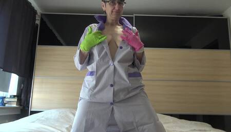 Wanking with latex Gloves - 4K Video