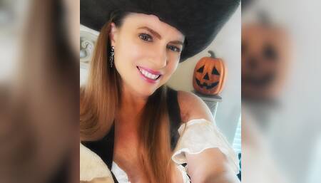 Sexy Pirate Wench Nikki Halloween 2022 Dildo Sucking and Fucking With JOI