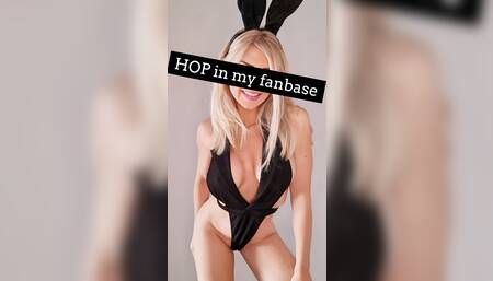 Have you ever seen a ???? play with her ????‍⬛?