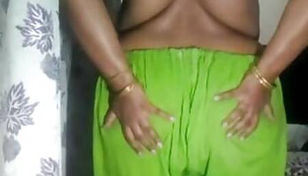 big ass show by naughtybigee aunty