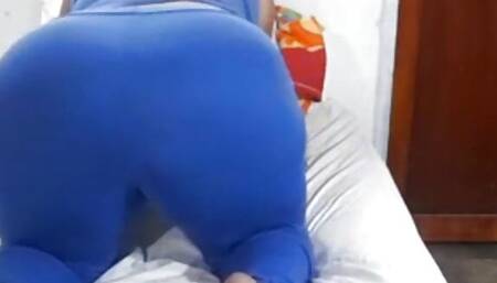Horny PAWG spreading her huge Ass