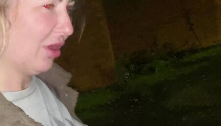 Cracky offered juice to take a cum load on her face