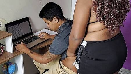 The service girl sucks the boss's dick in the office