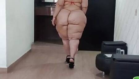 Merry Christmas and a Happy New Year 2023 and may I suck my pussy this year