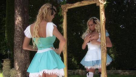 Alice in wonderland lesbian parody