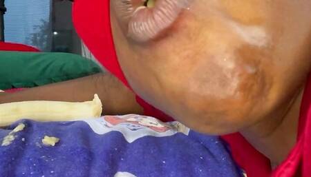 Bananas in my Ass just got tastier - Do I make you hungry???