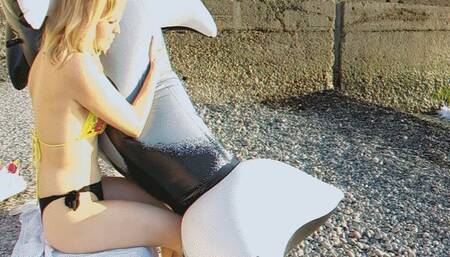 Alla blows off a large rare inflatable whale on the beach!!!