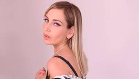 Alluring busty model Siya Jey screwed in the tight anal hole