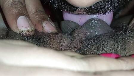 Desi Indian housewife wet pussy lick , so juicy