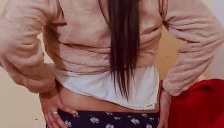 My sexi girlfriend Mandy brar removed her clothes and shoe her pussy and boobs