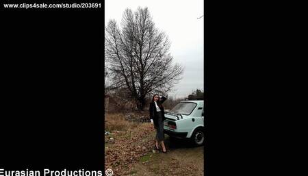 CustomVideo - 06B - Katya revving Skoda in office skirt & stiletto heels PEDAL CAM