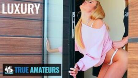 Verified Amateur LuxuryGirl Deepthroat POV