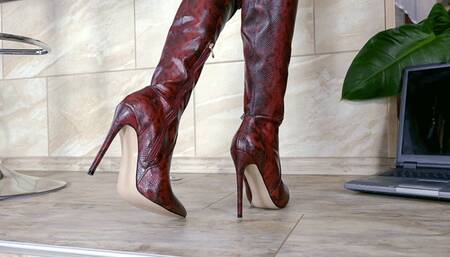 zed22 Alexa with her over the knee boots (mp4-FHD)