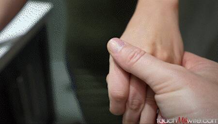 Wife Kissing BBC At Midnight - Mp4 4K