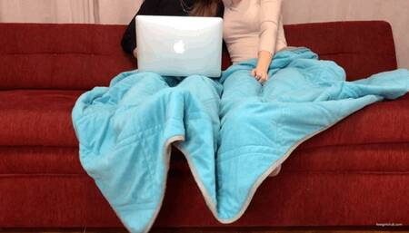 FOOTSIE IN DOTTED SOCKS - MP4 Mobile Version