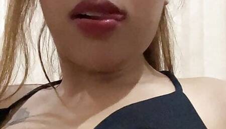 I Jump, I shake My Tits And Showing my Gorgeous Young Asian Perfect Body