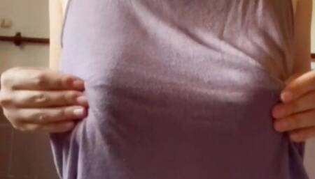 Da li volis kad se ovako igram sa sisama?  Do you like it when I play with my tits like this?