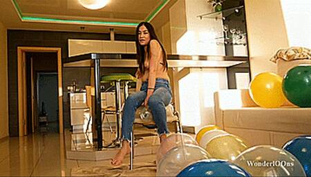 Leah mass sit pop on the chair 4K UHD