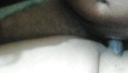 Kiraya dene k badle makan Malik k ladke se chudai karwayi.