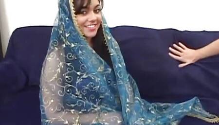 Mumbai's Indian wives with always wet pussy - (India) -