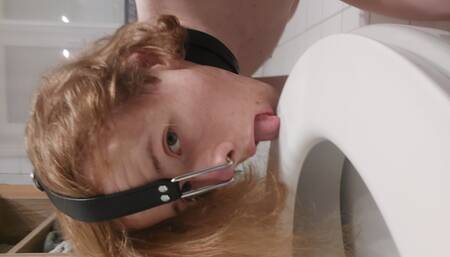Disgusting Pig Boy loves Toilette xD