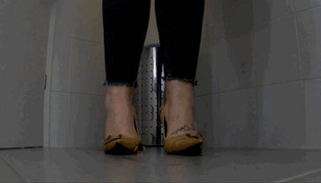 CC - carnage 2 sfx , tiny men invasion