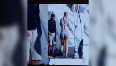 Iggy azalea cum tribute