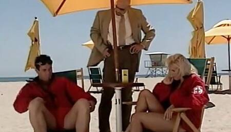 Lifeguard gets his hard thick cock sucked while sitting in pool