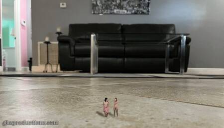 **VR 360** Caught Spying On Giantess Beauties Mia Hope & Rachel Adams