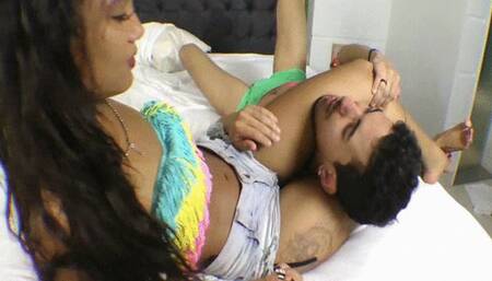 SCISSORHOLD POWERFUL LEGS OF MY BEST FRIEND - BY MARCELA SHULTZ - CLIP 5 IN FULL HD