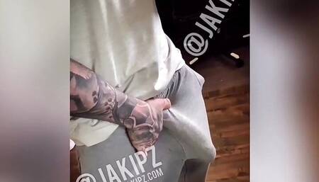 Jakipz Playing With His Big Cock And Precumming In Gray Sweats