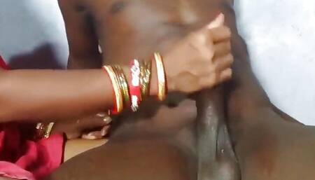 Desi Village bhabhi having sex in Indian desisex