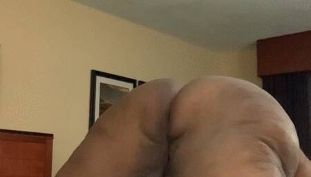 Empress Kabani Resumes  Facesitting!!