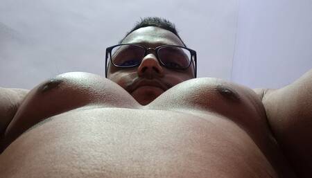 Indian Gay bottom masturbating