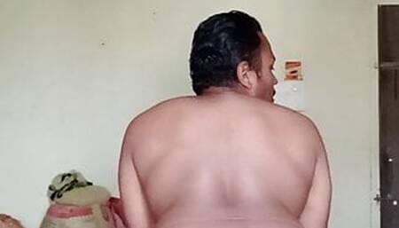 Indian bottom saurabh showing his big fat Ass