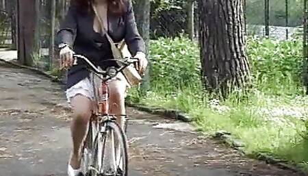 Jessica Rizzo in La postina scene 03