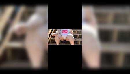 Bbw pussy in the air