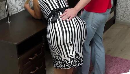 Mature lady framed her ass for sex in her anal