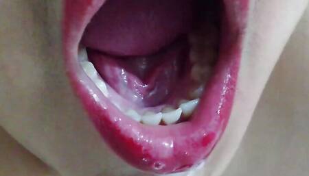 Desi Stepmom Gets Stuck While Sweeping Under The Bed When Stepson Fucks & Huge Cum Out Her Mouth
