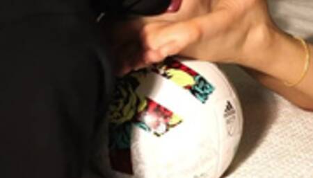 Foot Worship - Lick My Feet After the Game