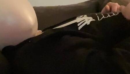 BHDL - LATEXGLOVE BREATHPLAY - COUNT THE SECONDS - Latexglove and Zip-Tie Breathplay three times in a row on the Couch.