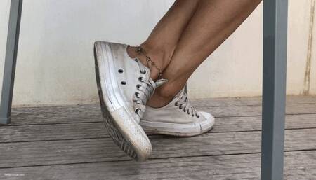 SHOEPLAY IN VERY DIRTY CONVERSE SNEAKERS - MOV Mobile Version
